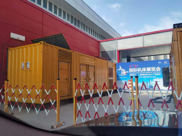 逊克发电车出租-发电机无电压或电压太低怎么办？